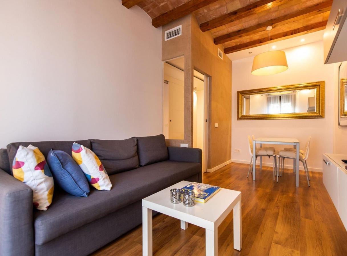 Tapioles - Lovely Apartment In Poble Sec — Photos 1